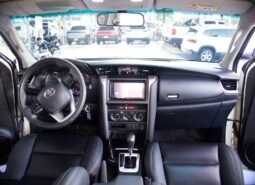 
										Toyota fortuner 4×2 full									