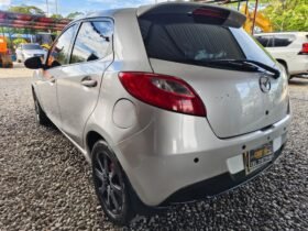 Mazda Mazda 2