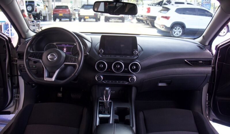 
								Nissan sentra advance full									