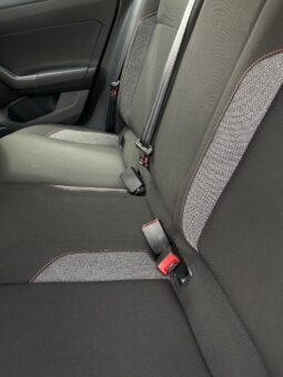 
										Volkswagen polo track full									