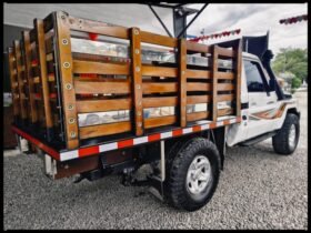 Toyota Land Cruiser Estacas