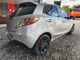 Mazda Mazda 2