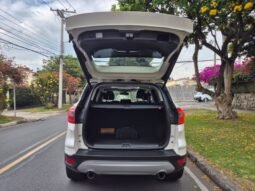 
										Ford escape titanium 4×4 full									