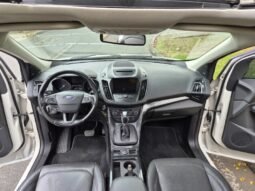 
										Ford escape titanium 4×4 full									
