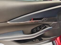 
										Mazda cx30 full									