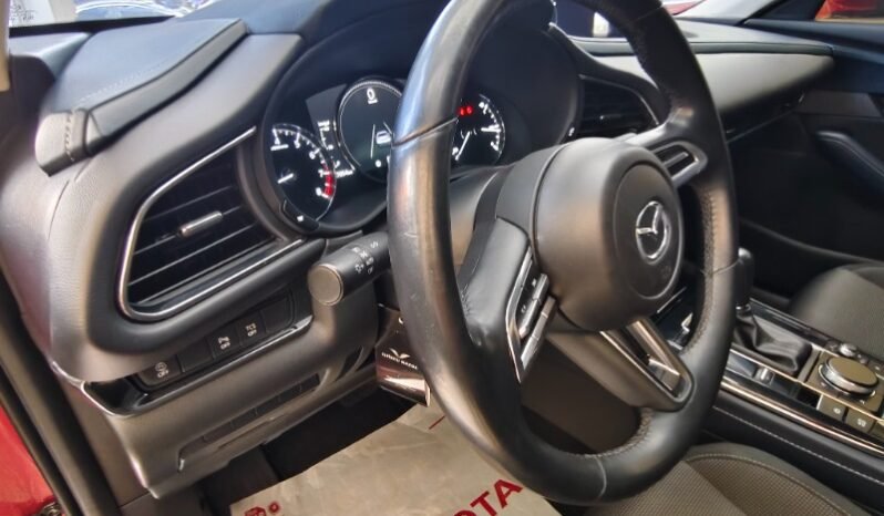 
								Mazda cx30 full									