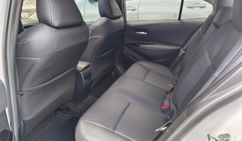 
								Toyota Corolla Sedán SEG full									
