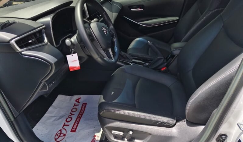 
								Toyota Corolla Sedán SEG full									