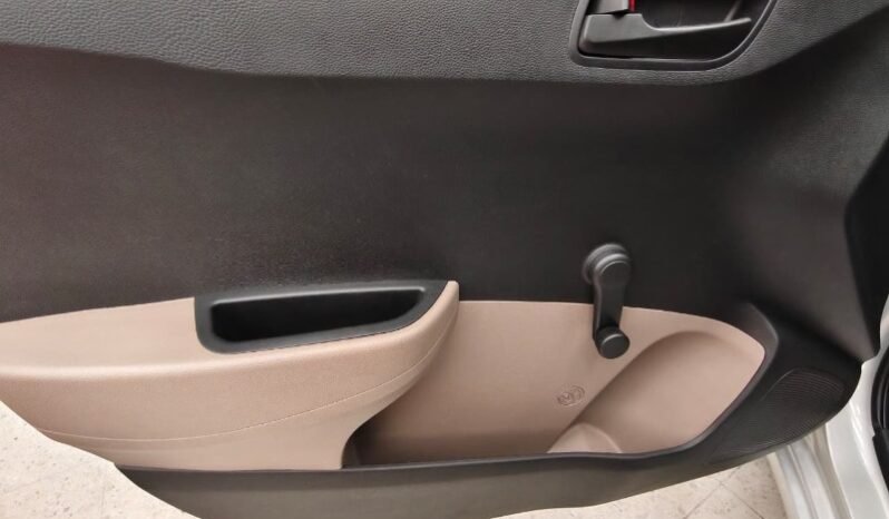 
								Kia Cerato full									