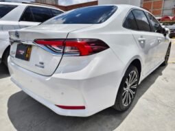 Toyota Corolla Sedán SEG