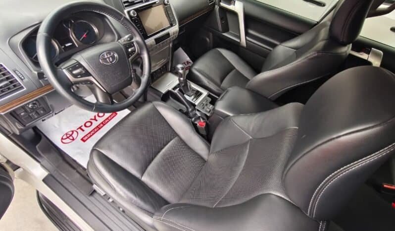 
Toyota Land Cruiser Prado VX full									