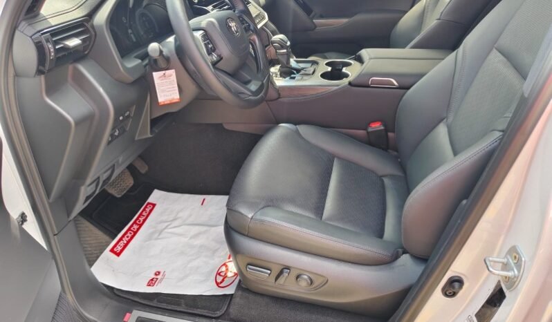 Toyota Land Cruiser ZX full