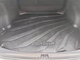 
										Toyota Corolla Sedán SEG full									