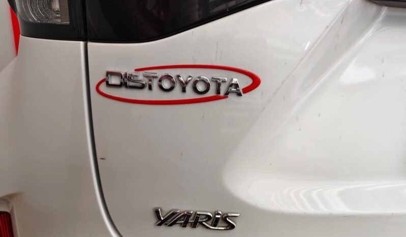 
								Toyota YARIS CROSS full									