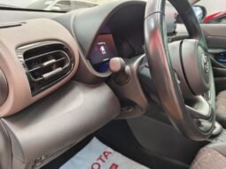
										Toyota YARIS CROSS full									