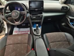 
										Toyota YARIS CROSS full									