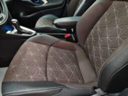 
										Toyota YARIS CROSS full									