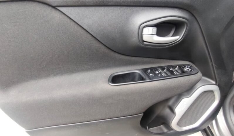 
								Jeep Renegade full									
