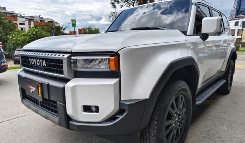 Toyota Land Cruiser Prado TXL full