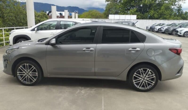 
Kia Rio SC Vibrant full									