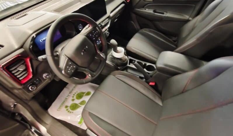 
Chevrolet Colorado Z71 full									