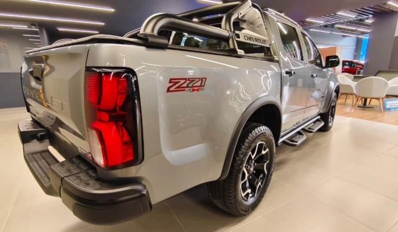 
Chevrolet Colorado Z71 full									