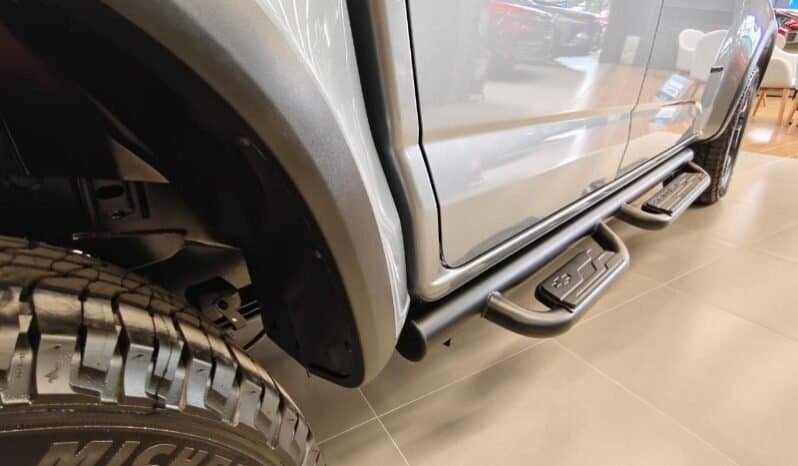 
Chevrolet Colorado Z71 full									