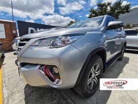 Toyota Fortuner SW4