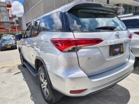 Toyota Fortuner Street 2.7