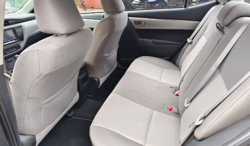 Toyota Corolla XEi full