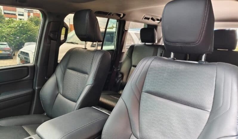 Toyota Land Cruiser Prado TXL full