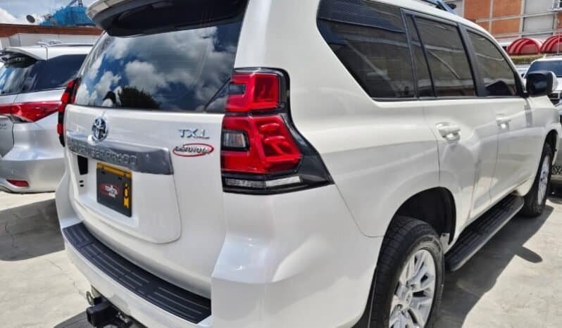 Toyota Land Cruiser Prado full