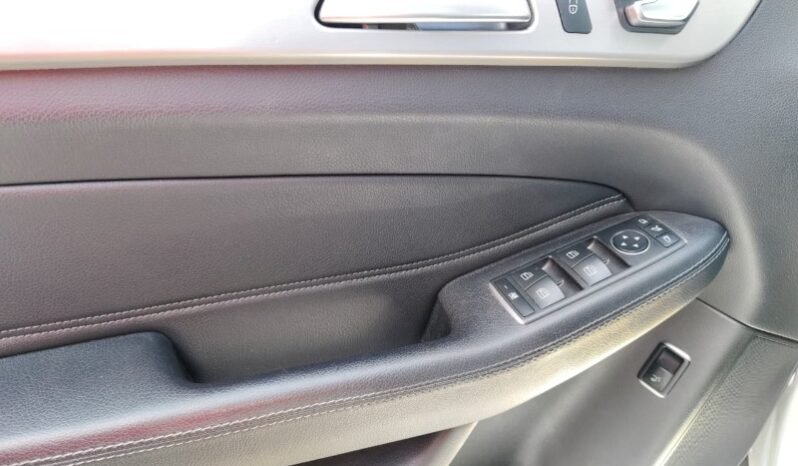 
								Mercedes-Benz GLE 500 full									