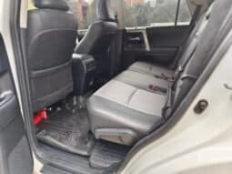 Toyota 4 Runner SR5 full