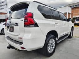 
Toyota Land Cruiser Prado VX full									