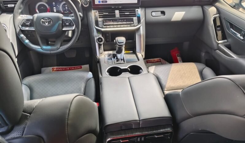 Toyota Land Cruiser ZX full