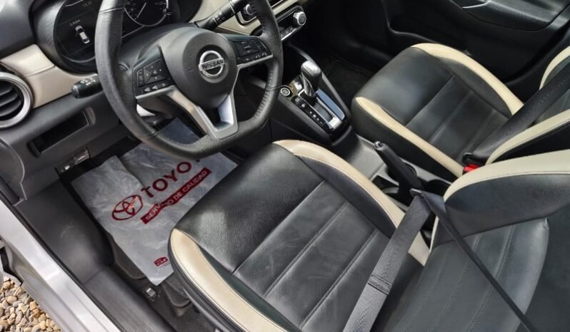 
								Nissan New Versa Exclusive full									