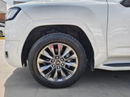 Toyota Land Cruiser ZX full