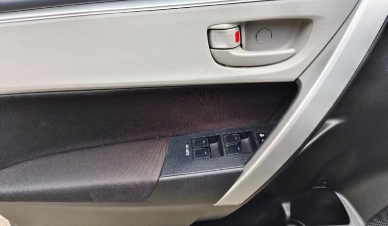 Toyota Corolla XEi full