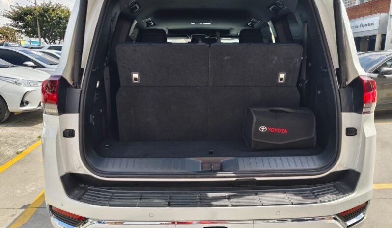 Toyota Land Cruiser ZX full