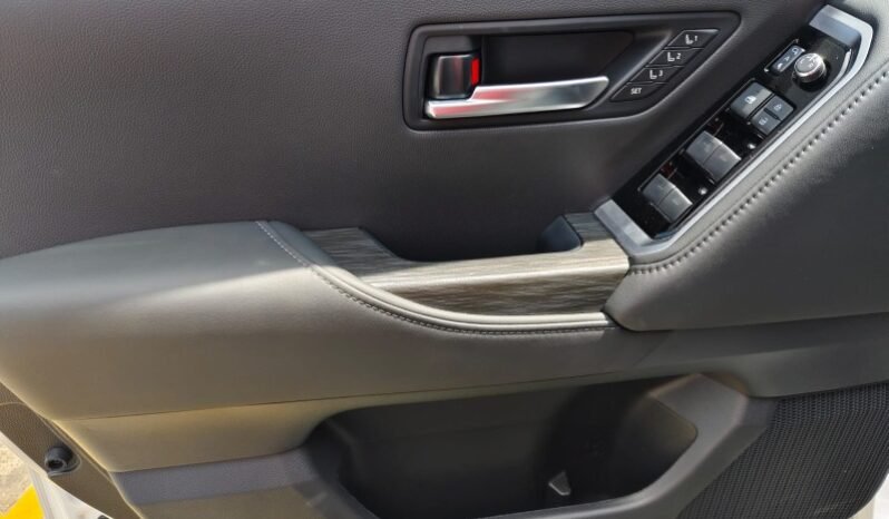 Toyota Land Cruiser ZX full