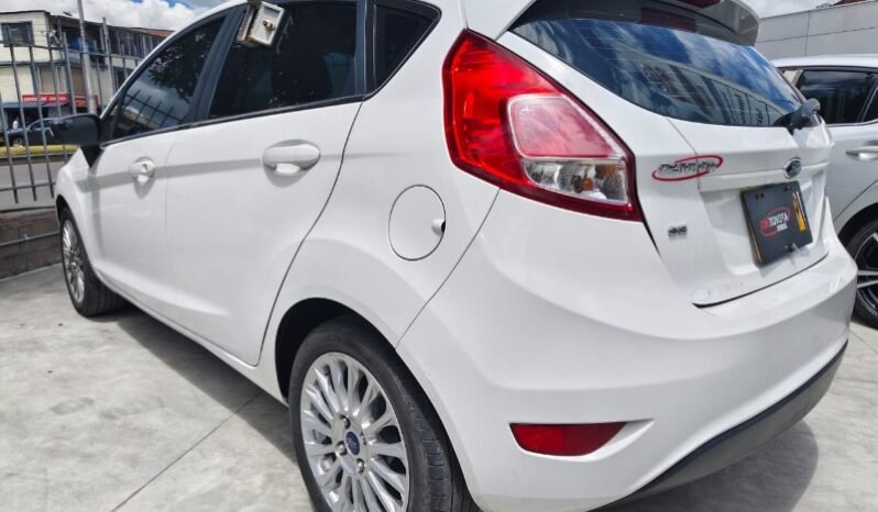 
								Ford Fiesta SE 1.6 full									