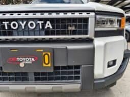 Toyota Land Cruiser Prado TXL full