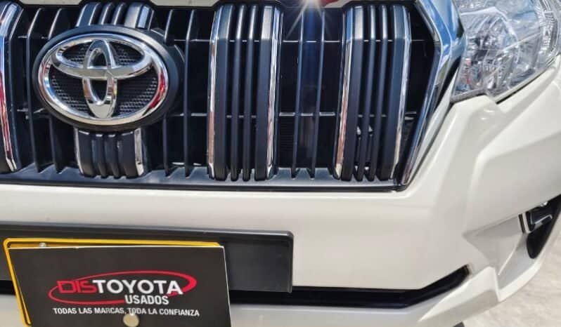 Toyota Land Cruiser Prado full