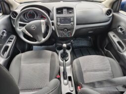 
										Nissan Versa Advance full									