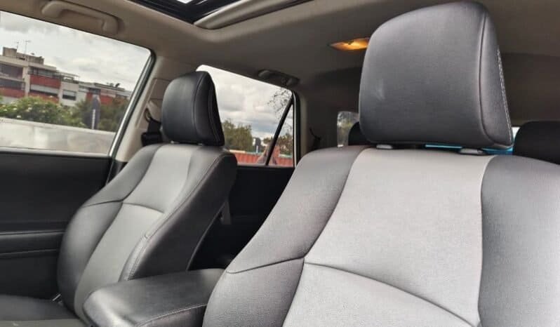 Toyota 4 Runner SR5 full