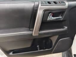 Toyota 4 Runner SR5 full
