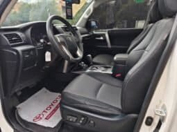 Toyota 4 Runner SR5 full