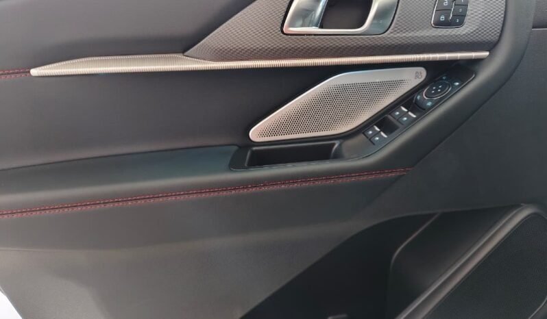 
Ford EXPLORER PLATINUM full									