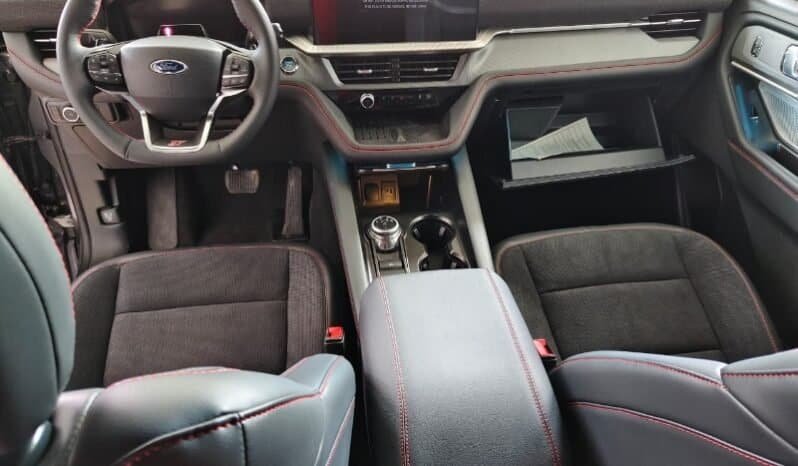 
Ford EXPLORER PLATINUM full									